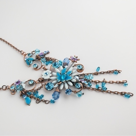 𝅺Copper Floral Pendant Necklace Statement Blue White Crystal Rhinestone Enamel - Picture 7 of 13